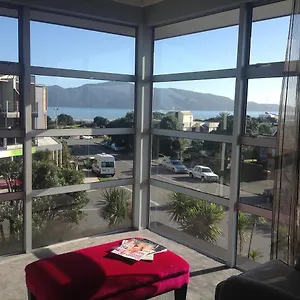 Top Floor Paraparaumu